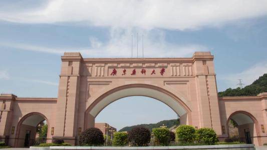 2021年广州成人高考热门院校及专业？